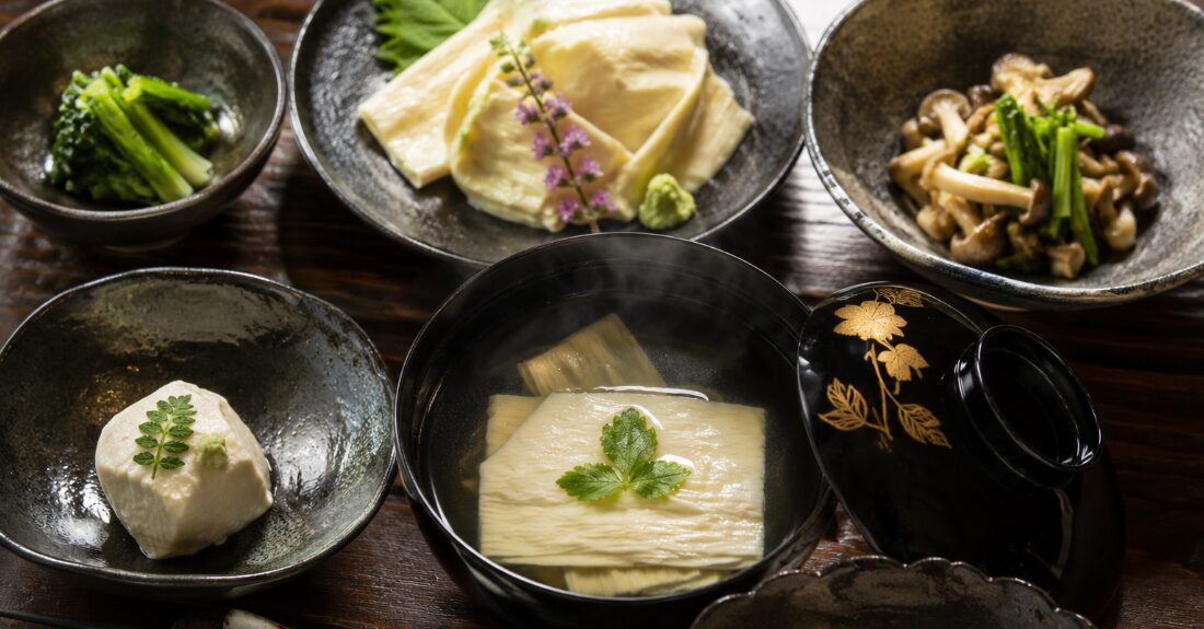 胃に優しい箱根名物の湯葉・豆腐御膳