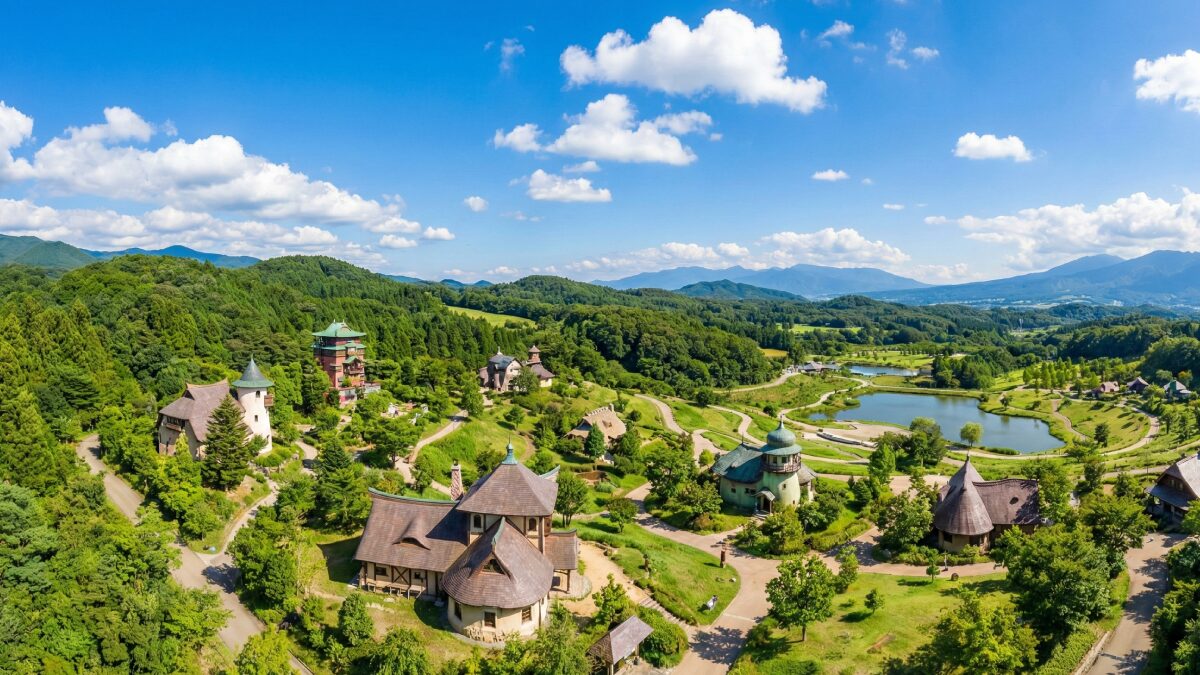 ジブリパークのある愛・地球博記念公園の広大な景観
