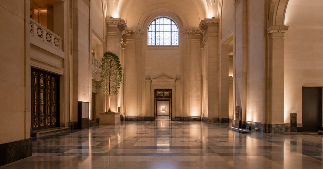 重厚で静謐な東京国立博物館のロビー空間